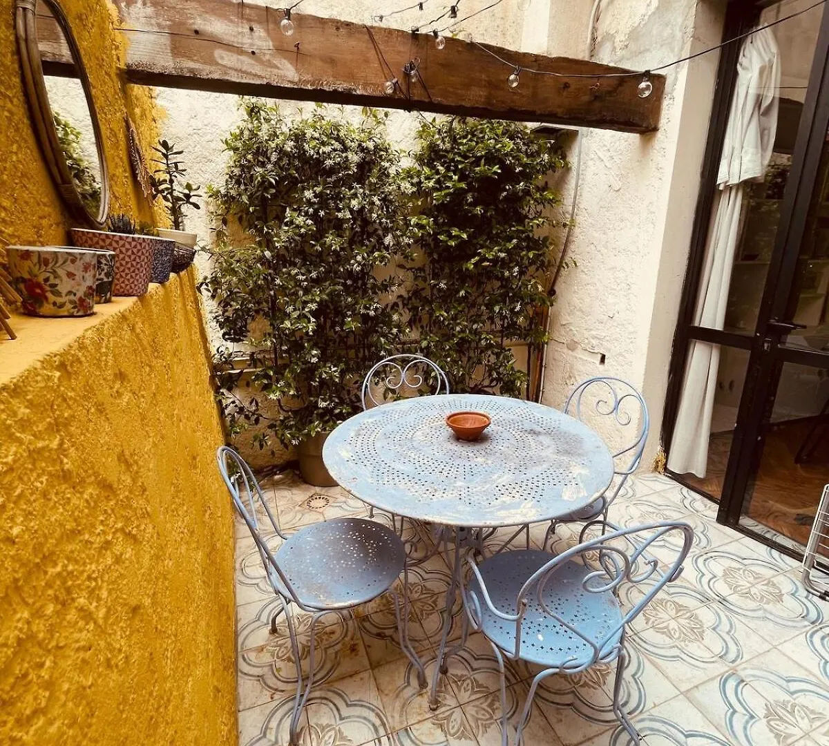 House With Patio In Camas Apartment Marseille 0*,  France