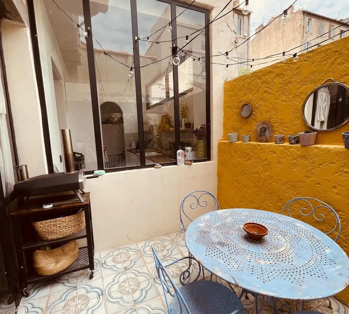 Apartmán House With Patio In Camas Marseille Francie